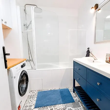 Privée Avec Lit Double à La Défense Courbevoie