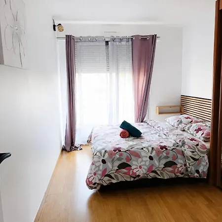 Privée Avec Lit Double à La Défense * Courbevoie